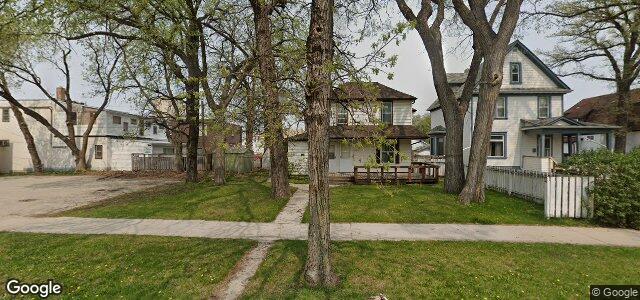 135 Eugenie Street（加拿大曼尼托巴省溫尼伯市）房屋照片