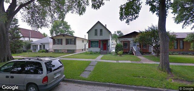 216 Kitson Street（加拿大曼尼托巴省溫尼伯市）房屋照片