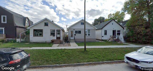Photo of 216 Roger Street in Winnipeg, Manitoba