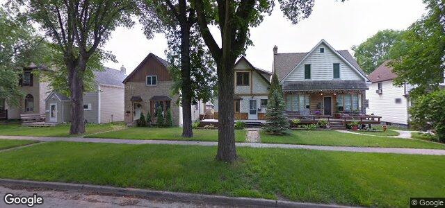 228 Kitson Street（加拿大曼尼托巴省溫尼伯市）房屋照片