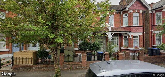 Larawan ng 45 Braemar Avenue sa Winnipeg, Manitoba