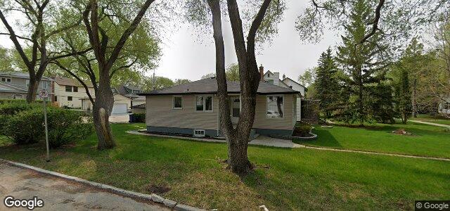 Larawan ng 46 Larchwood Place sa Winnipeg, Manitoba