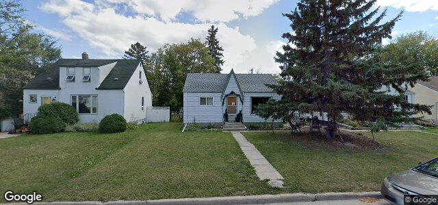 Photo of 672 Lyndale Drive in Winnipeg, Manitoba