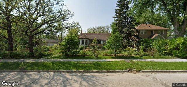 656 Academy Road（加拿大曼尼托巴省溫尼伯市）房屋照片