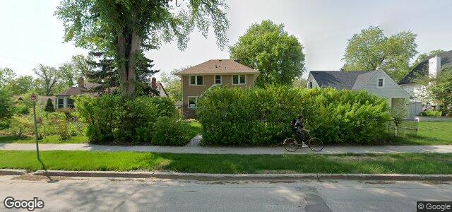 658 Academy Road（加拿大曼尼托巴省溫尼伯市）房屋照片