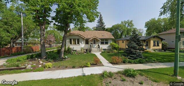 669 Academy Road（加拿大曼尼托巴省溫尼伯市）房屋照片