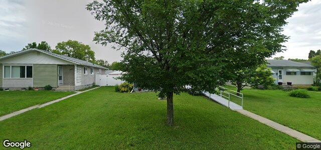 1095 Ducharme Avenue（加拿大曼尼托巴省溫尼伯市）房屋照片