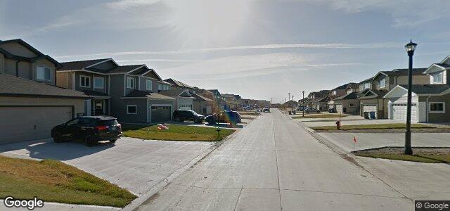 103 Larry Vickar Drive E（加拿大曼尼托巴省溫尼伯市）房屋照片