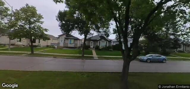 1345 Devonshire Drive W（加拿大曼尼托巴省温尼伯市）房屋照片