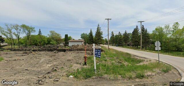 Photo of 1628 Ravelston Avenue W in Winnipeg, Manitoba