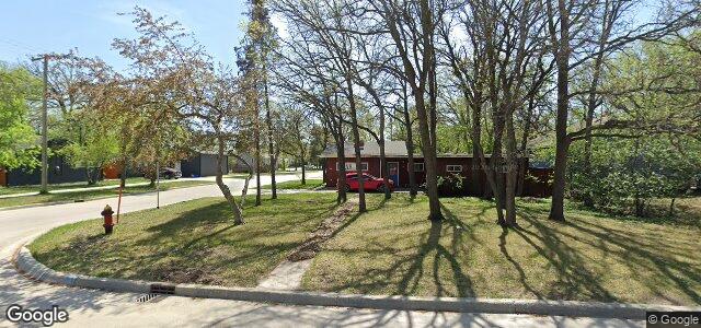 700 Riverwood Avenue（加拿大曼尼托巴省溫尼伯市）房屋照片