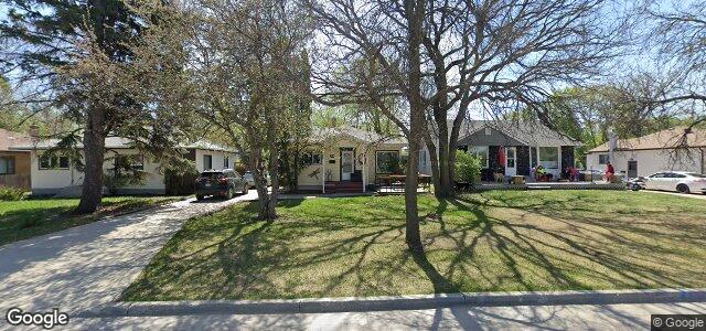 716 Riverwood Avenue（加拿大曼尼托巴省溫尼伯市）房屋照片