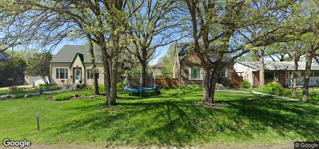 Larawan ng 914 Somerset Avenue sa Winnipeg, Manitoba