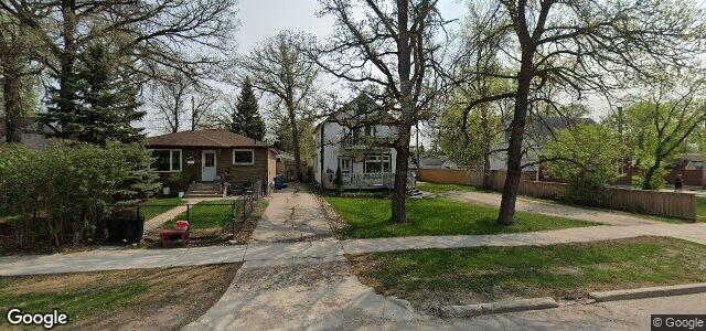 104 St Vital Road（加拿大曼尼托巴省溫尼伯市）房屋照片