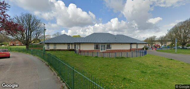 133 Moore Avenue（加拿大曼尼托巴省溫尼伯市）房屋照片