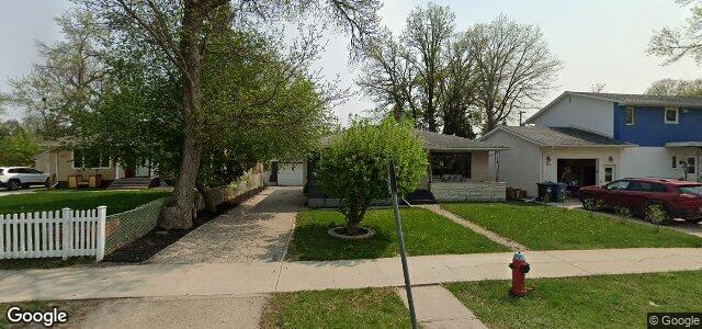 162 St Vital Road（加拿大曼尼托巴省溫尼伯市）房屋照片