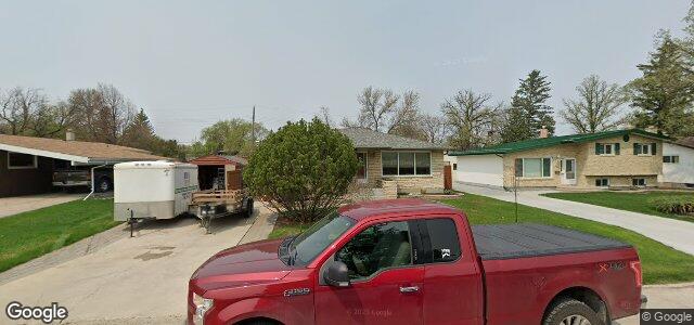 Larawan ng 51 Cabot Crescent sa Winnipeg, Manitoba