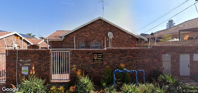 64 St Michael Road（加拿大曼尼托巴省溫尼伯市）房屋照片