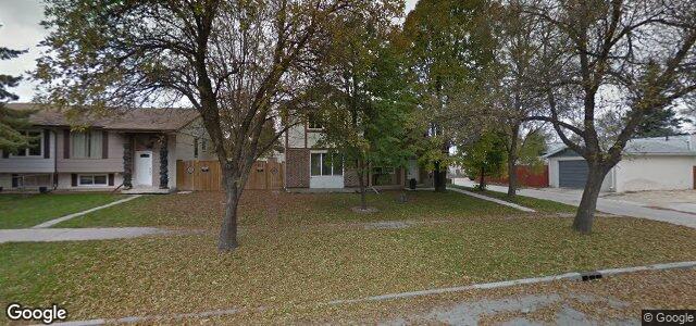 105 Thom Avenue W（加拿大曼尼托巴省溫尼伯市）房屋照片