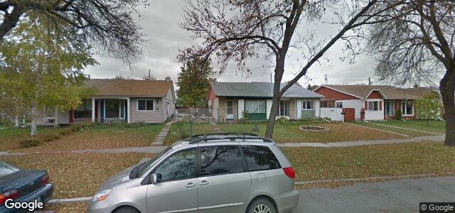 131 Thom Avenue W（加拿大曼尼托巴省溫尼伯市）房屋照片