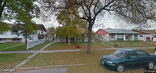 135 Thom Avenue W（加拿大曼尼托巴省溫尼伯市）房屋照片