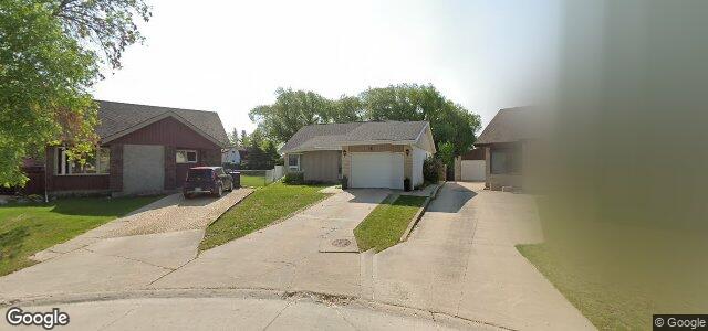 18 Laurent Place（加拿大曼尼托巴省溫尼伯市）房屋照片