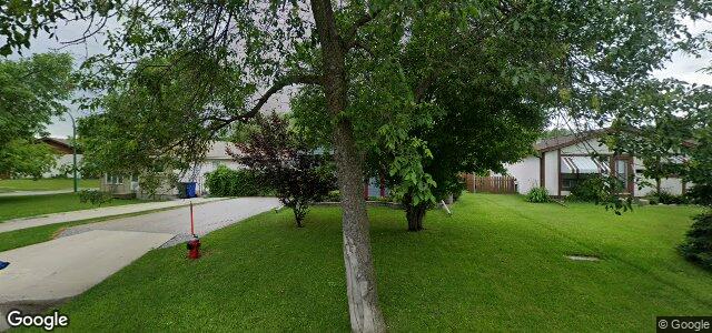 51 Champagne Crescent（加拿大曼尼托巴省溫尼伯市）房屋照片