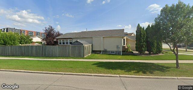 104 Bairdmore Boulevard（加拿大曼尼托巴省溫尼伯市）房屋照片