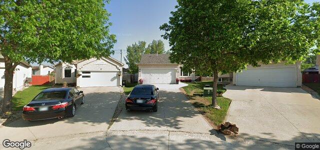 15 Isleview Place（加拿大曼尼托巴省溫尼伯市）房屋照片