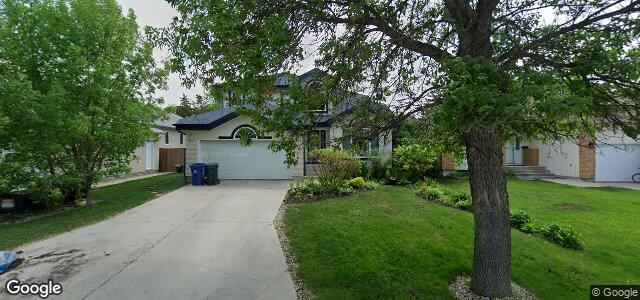 16 Bernfield Bay（加拿大曼尼托巴省溫尼伯市）房屋照片