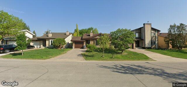 35 Point West Drive（加拿大曼尼托巴省温尼伯市）房屋照片