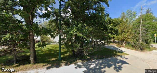 4105 Roblin Boulevard（加拿大曼尼托巴省溫尼伯市）房屋照片