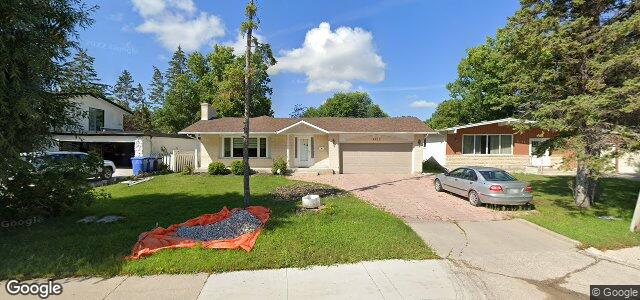 4215 Roblin Boulevard（加拿大曼尼托巴省溫尼伯市）房屋照片