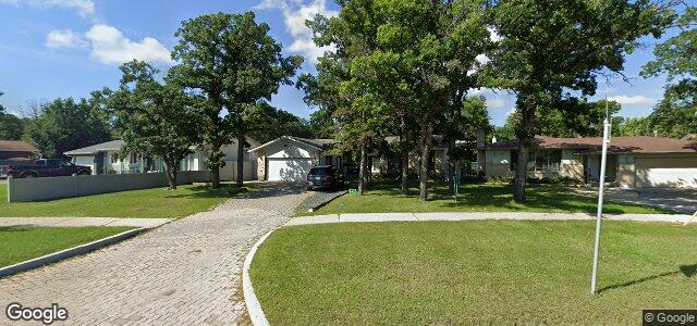 4337 Roblin Boulevard（加拿大曼尼托巴省溫尼伯市）房屋照片