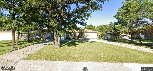 4445 Roblin Boulevard（加拿大曼尼托巴省溫尼伯市）房屋照片