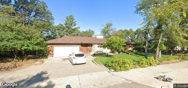 4563 Roblin Boulevard（加拿大曼尼托巴省溫尼伯市）房屋照片