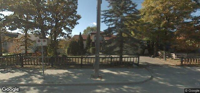 4571 Roblin Boulevard（加拿大曼尼托巴省温尼伯市）房屋照片