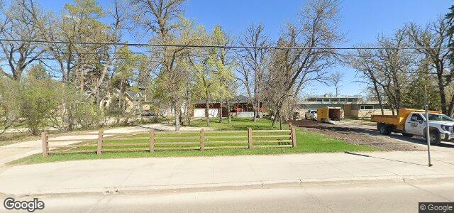 4819 Roblin Boulevard（加拿大曼尼托巴省溫尼伯市）房屋照片