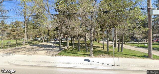 4925 Roblin Boulevard（加拿大曼尼托巴省溫尼伯市）房屋照片