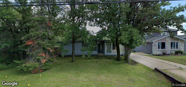 1011 Charleswood Road（加拿大曼尼托巴省溫尼伯市）房屋照片