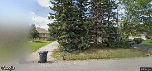 1044 Charleswood Road（加拿大曼尼托巴省溫尼伯市）房屋照片