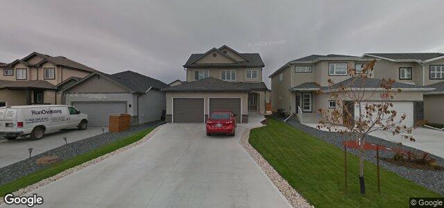 121 Kowalsky Crescent（加拿大曼尼托巴省溫尼伯市）房屋照片