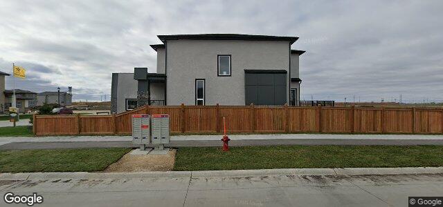 Photo of 2 Mccrindle Bay in Winnipeg, Manitoba