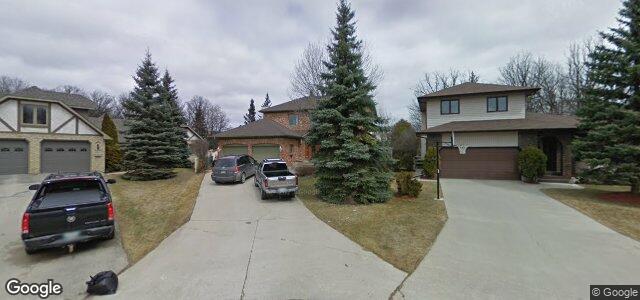 Photo of 23 Stoneham Crescent in Winnipeg, Manitoba