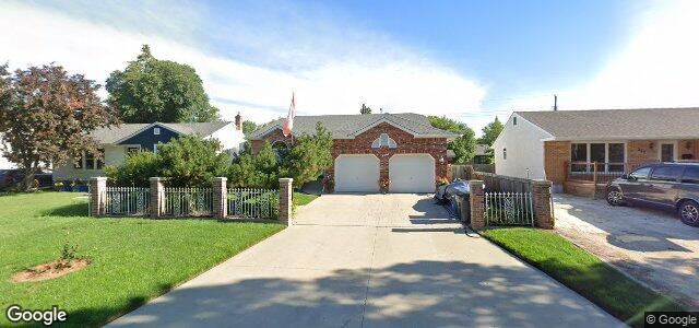 Photo of 235 Stuart Avenue in Winnipeg, Manitoba