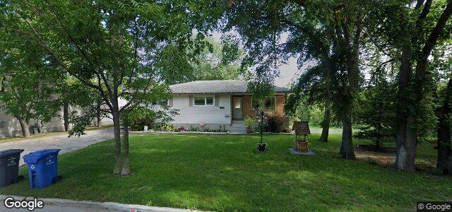 241 Bonner Avenue（加拿大曼尼托巴省溫尼伯市）房屋照片