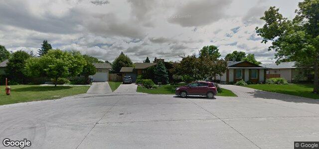 31 Edith Bay（加拿大曼尼托巴省溫尼伯市）房屋照片