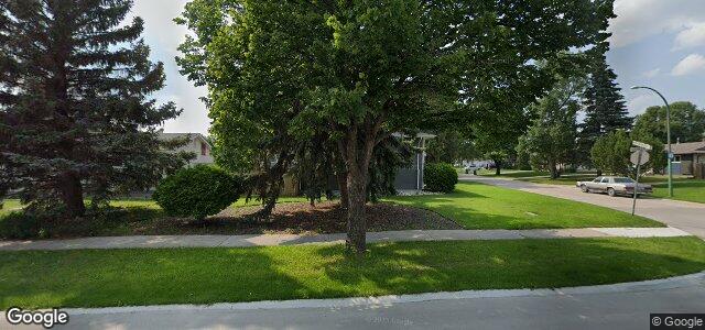 Larawan ng 35 Cranlea Path sa Winnipeg, Manitoba