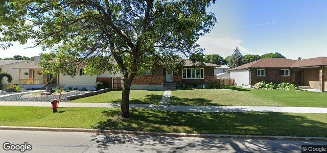 572 Headmaster Row（加拿大曼尼托巴省溫尼伯市）房屋照片