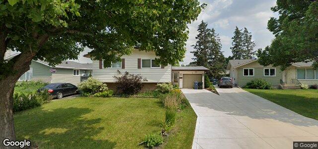 7 Natalie Bay（加拿大曼尼托巴省溫尼伯市）房屋照片